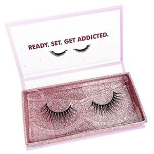 Lashaholic Luxury Lashes